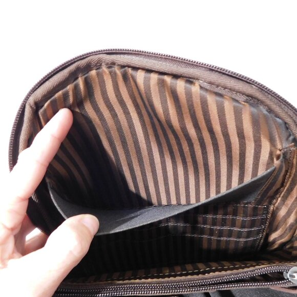 Jack Georges Voyager Convertible Zip Around Backpack Distressed Brown Leather - Picture 6 of 13